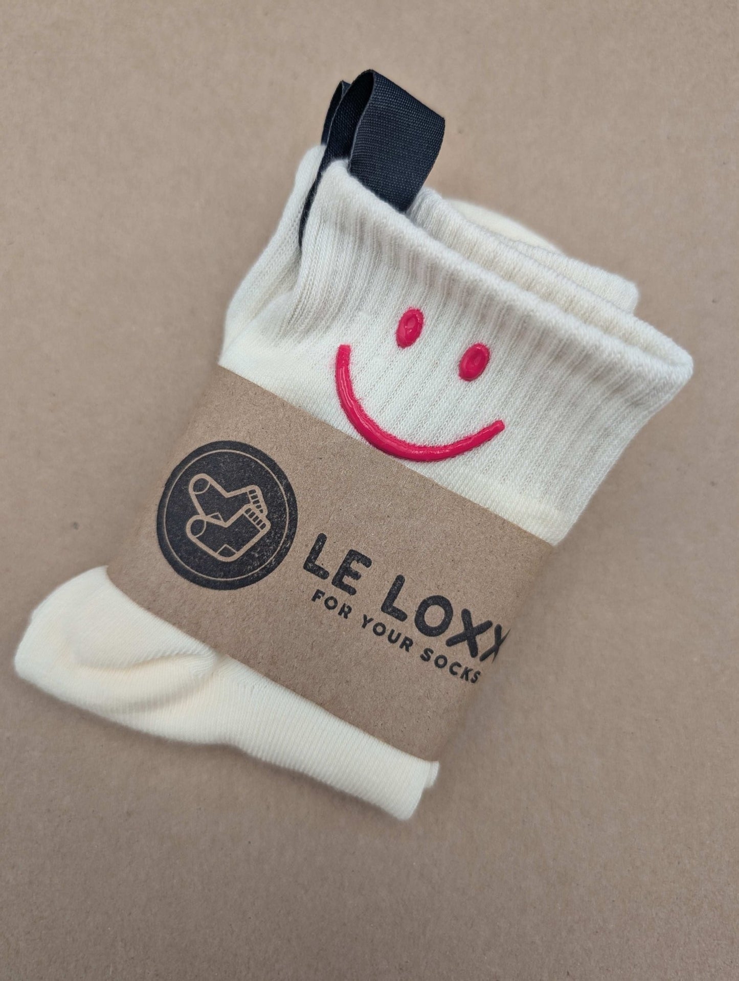 Happy Smiles White Kids Socks – Magnetic Lock and Loop Design - Le Loxx