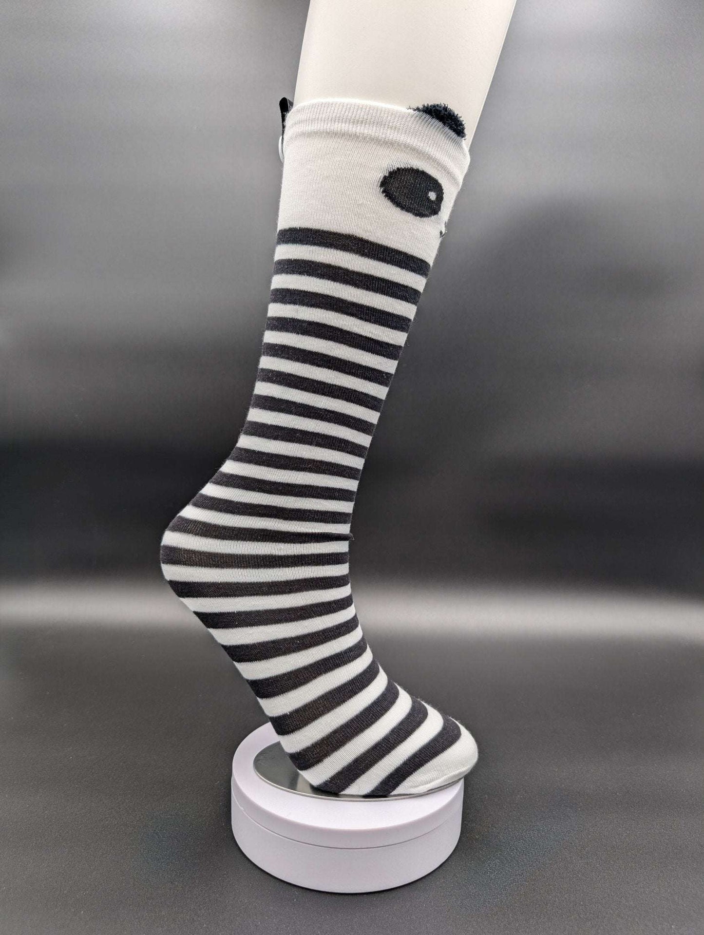 Sichuan Panda Knee High Kids Socks – Magnetic Lock and Loop Design - Le Loxx