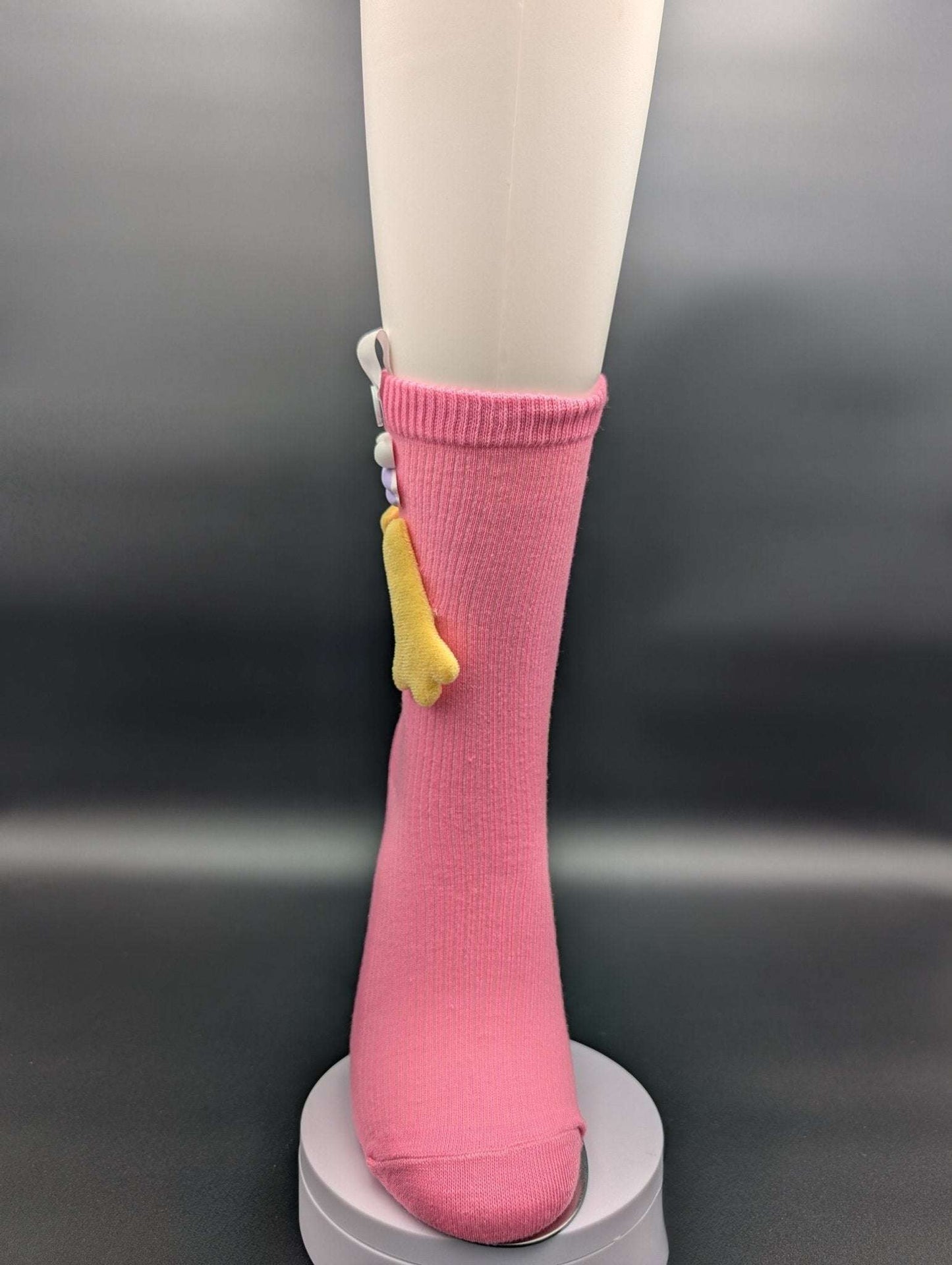 Happy Face Pink Quarter Crew Socks – Magnetic Lock and Loop Design - Le Loxx
