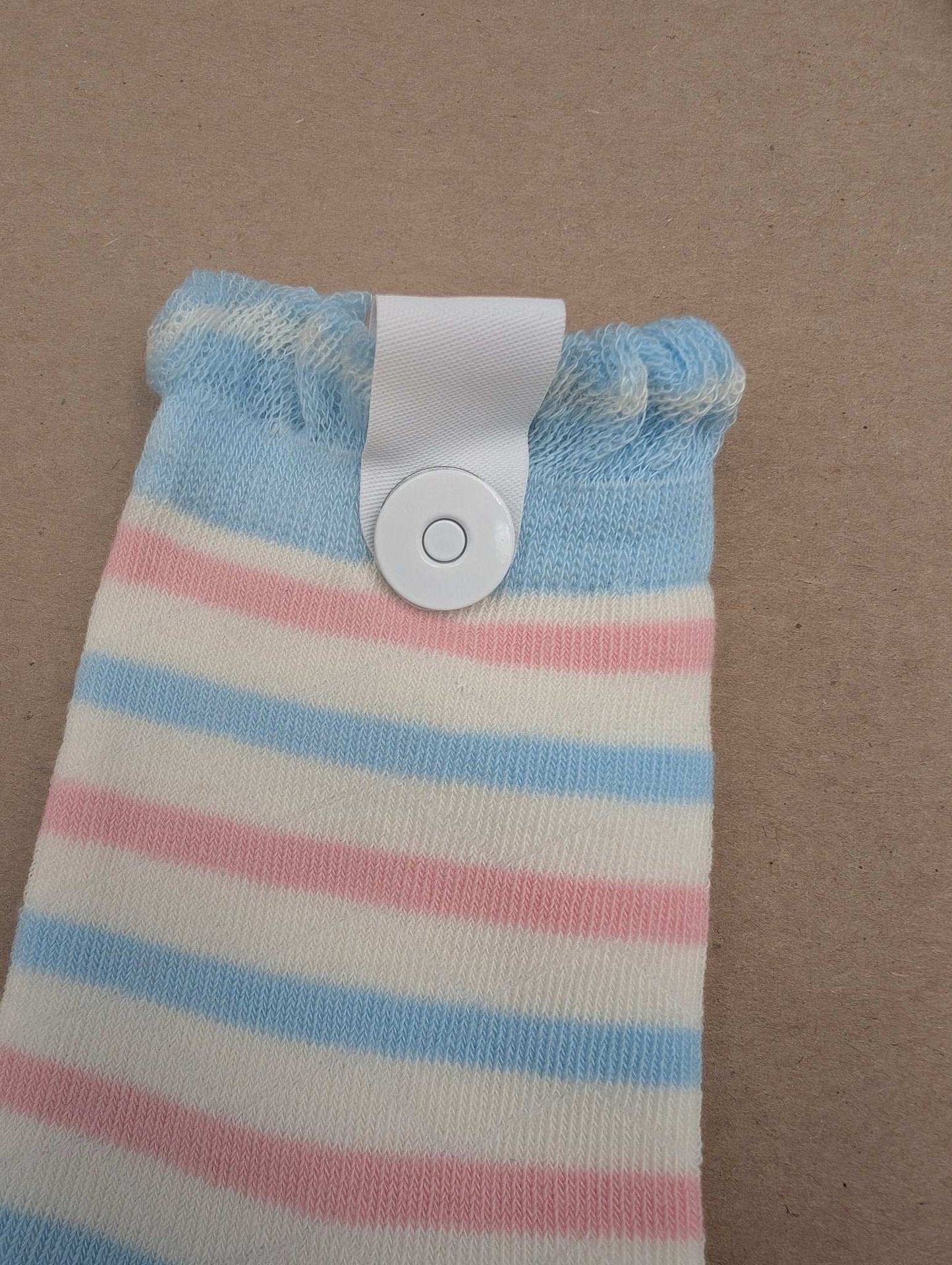 Lune Stripes Kids Socks – Magnetic Lock and Loop Design - Le Loxx