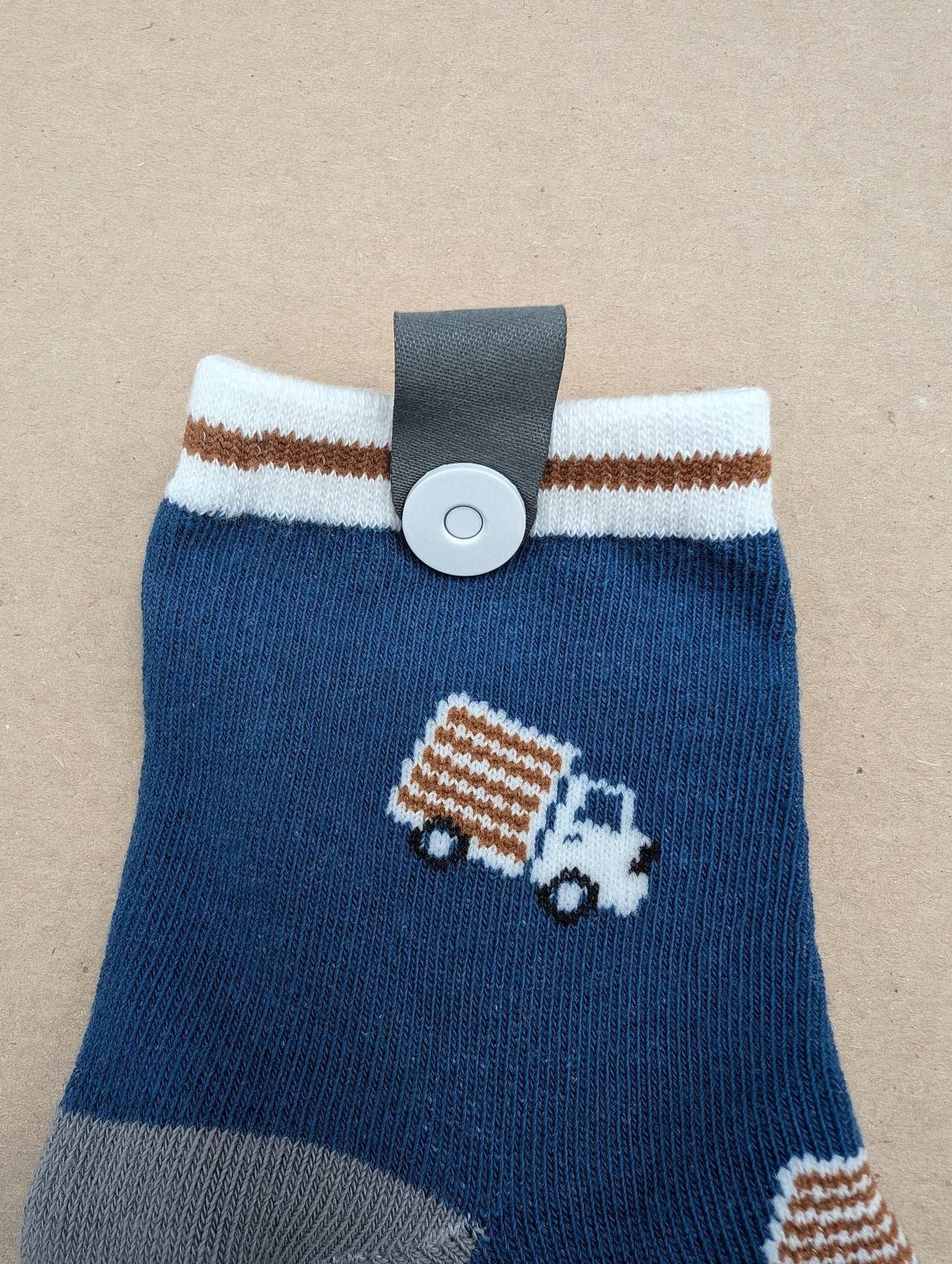 Benja Blue Truck - Le Loxx