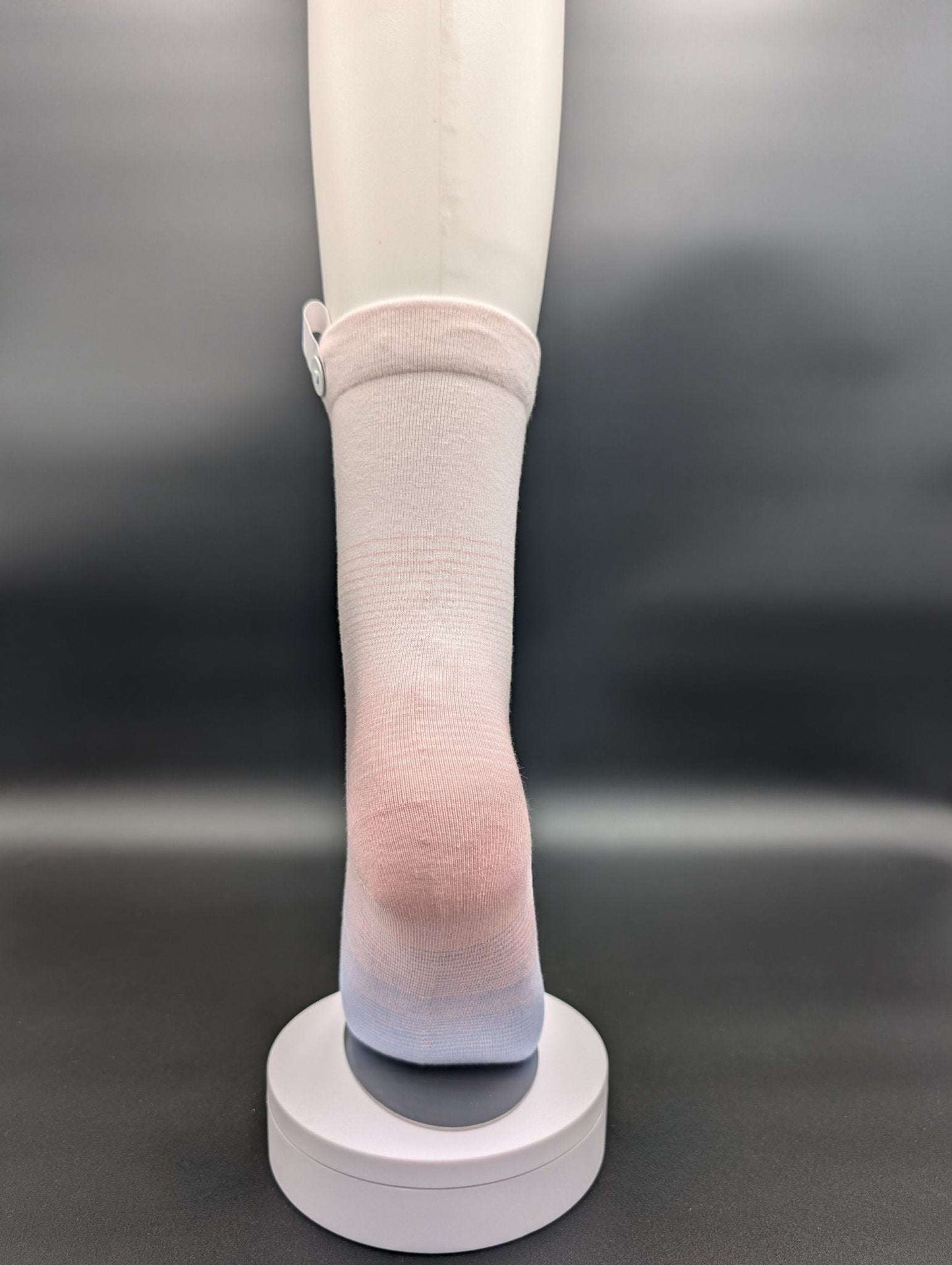 Corona Del Mar Light Pink Crew socks - Le Loxx