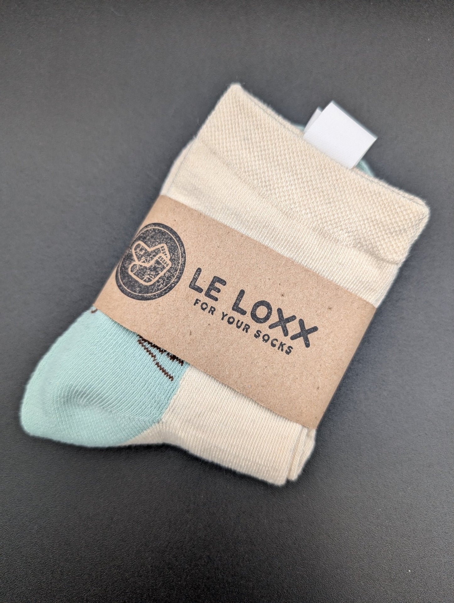 Osaka Cream Ankle Socks – Magnetic Lock and Loop Design - Le Loxx