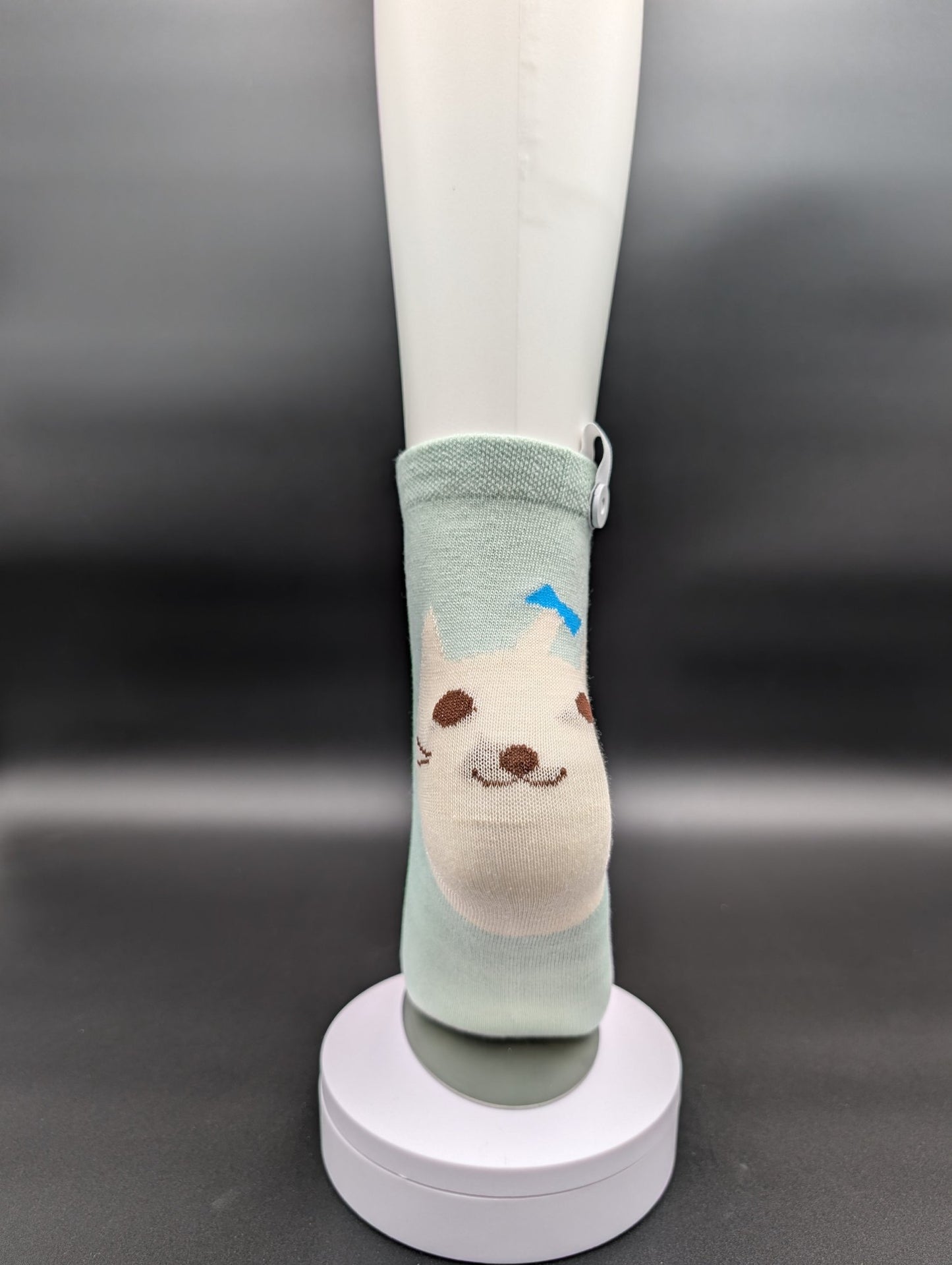 Osaka Mint Green Ankle Socks – Magnetic Lock and Loop Design - Le Loxx