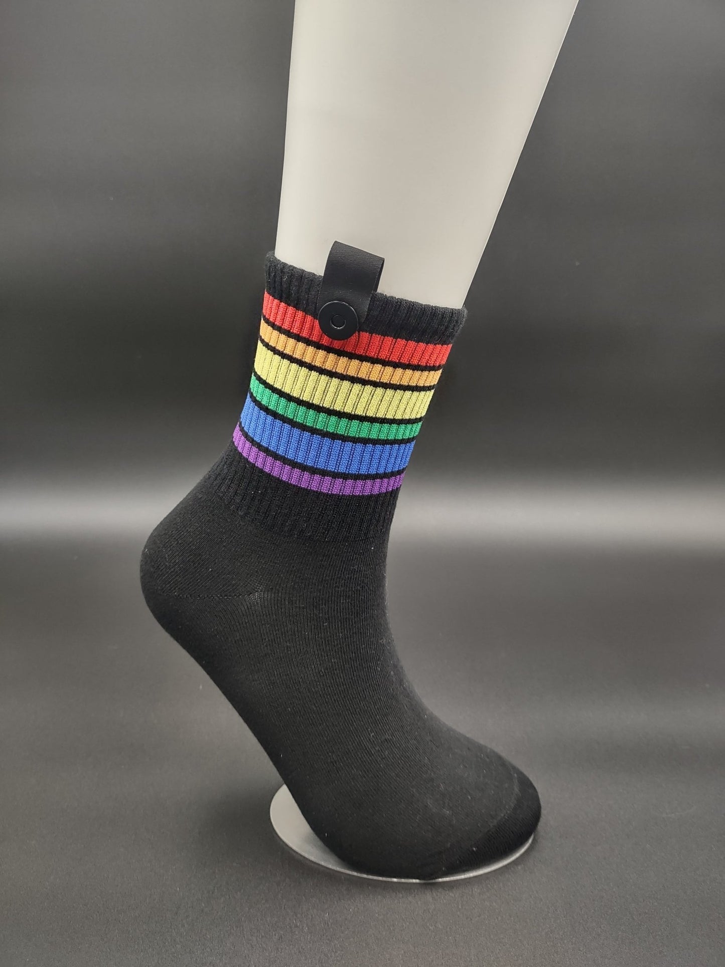 Le Loxx 5 - Pack Rainbow Ankle Socks – Lock - and - Loop Magnetic Closure Keeps Pairs Together, Size: Women's S/M 5 - 9 - Le Loxx