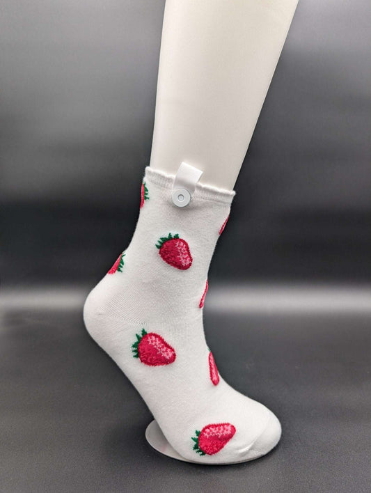 Very Berry White Ankle Socks – Magnetic Lock and Loop Design - Le Loxx