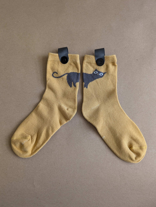Novato Dark Yellow Kids Socks – Magnetic Lock and Loop Design - Le Loxx