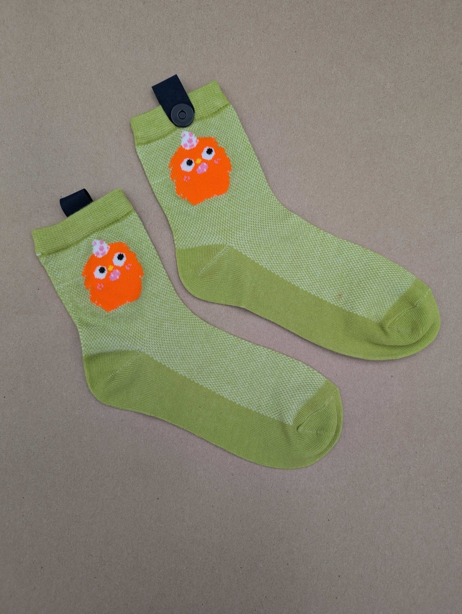 Happy Monster Green Kids Socks – Magnetic Lock and Loop Design - Le Loxx