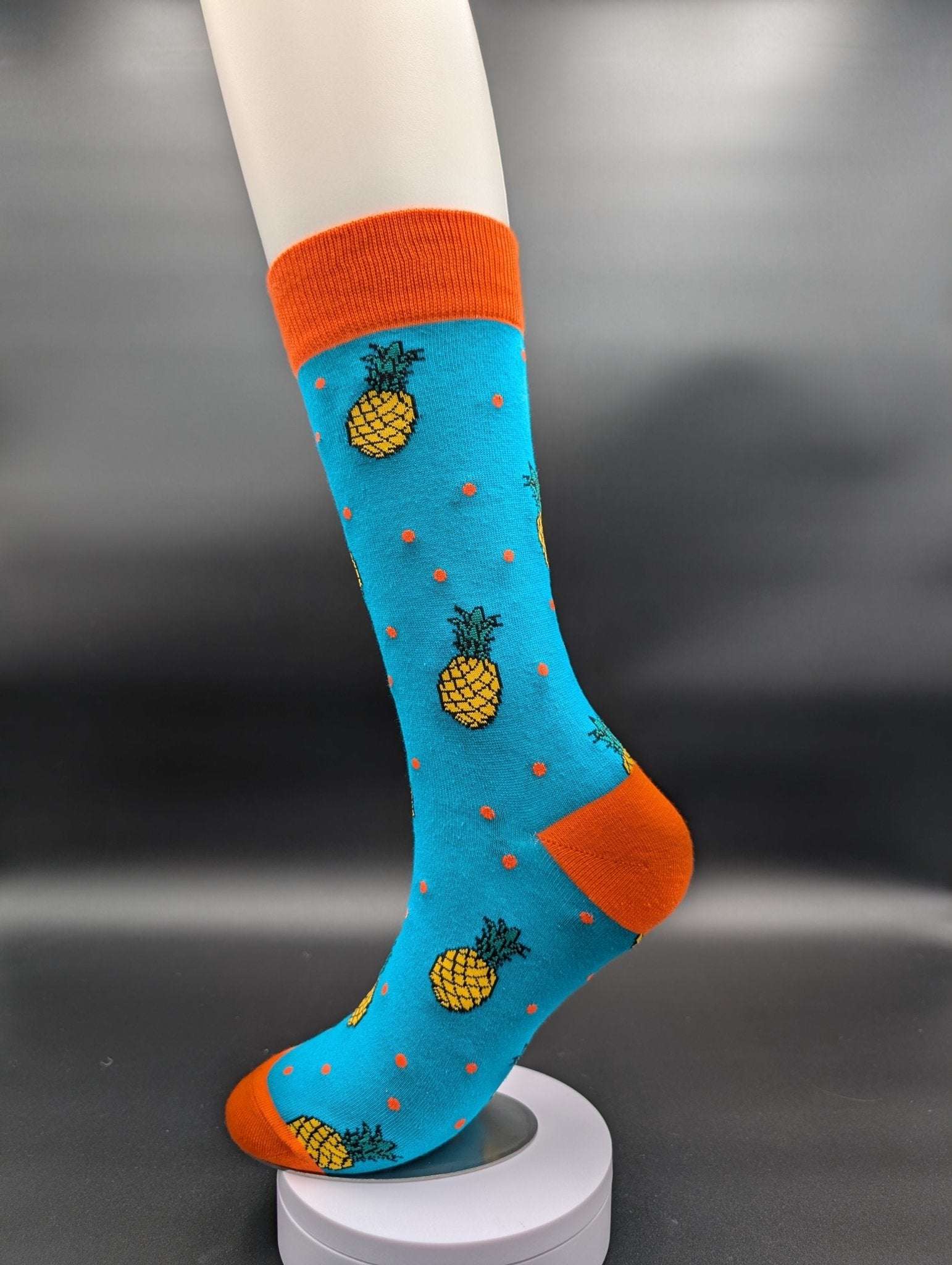 Hawaii Blue Pineapple Crew Socks – Magnetic Lock and Loop Design - Le Loxx
