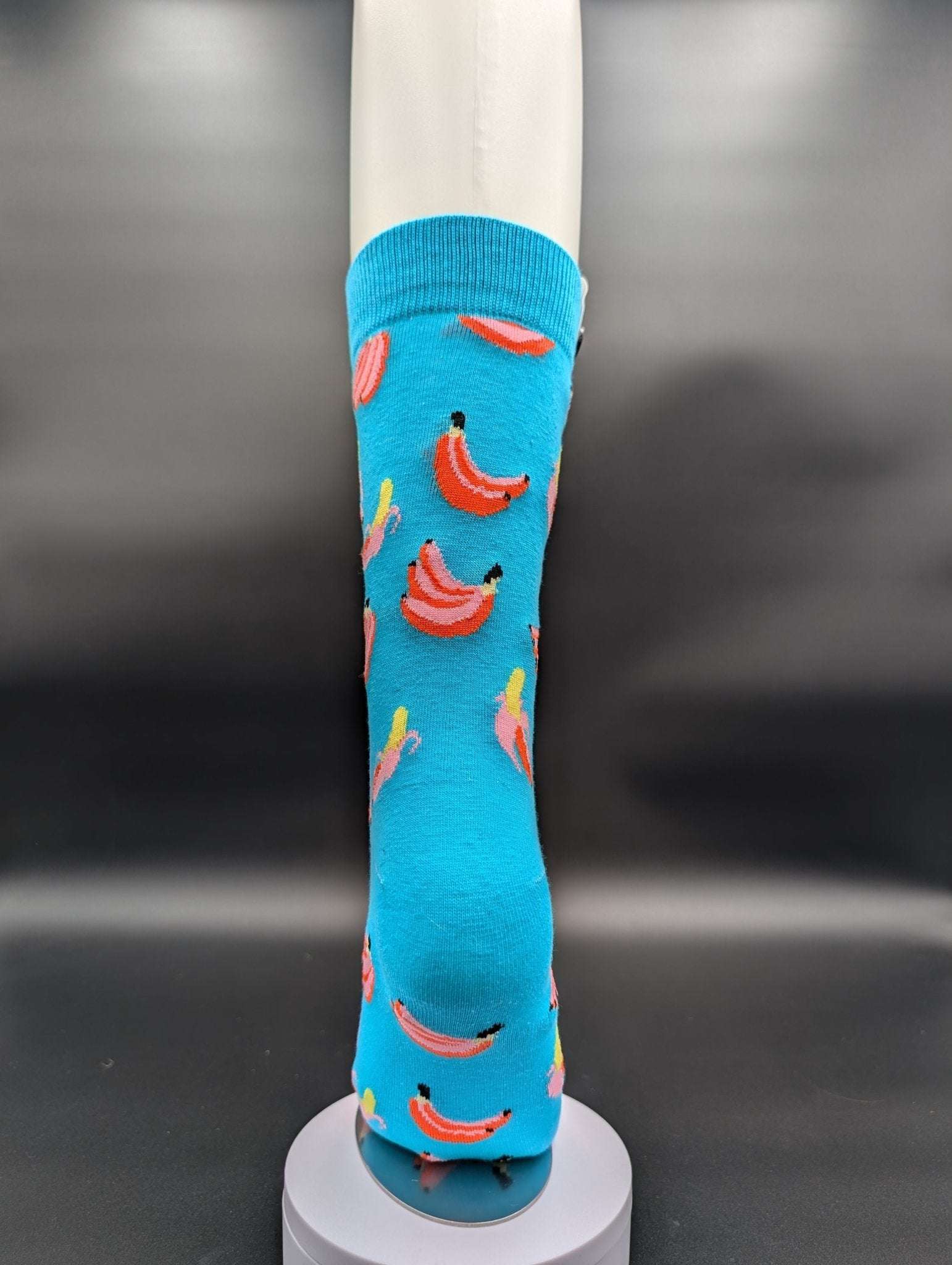 Hawaii Banana Crew Socks – Magnetic Lock and Loop Design - Le Loxx