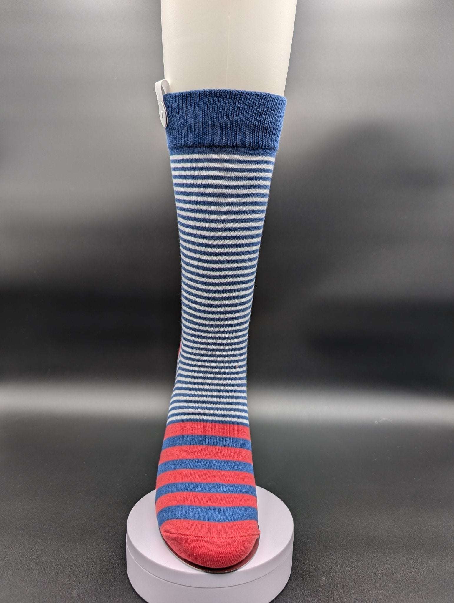 Lisbon Love My Loxx Executive Socks – Magnetic Lock and Loop Design - Le Loxx
