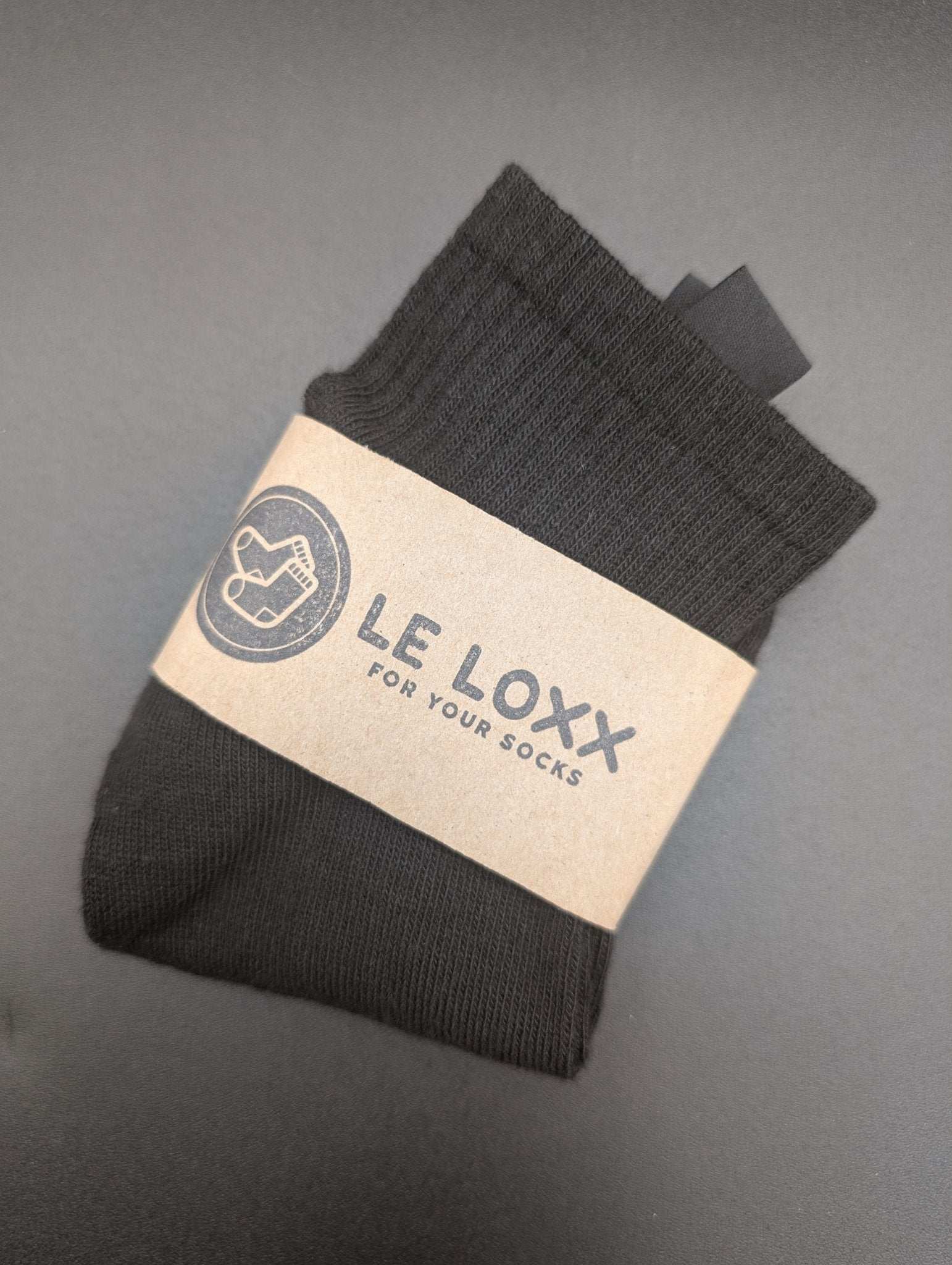 Santa Monica Mid Cut Ankle Socks – Magnetic Lock and Loop Innovation - Le Loxx