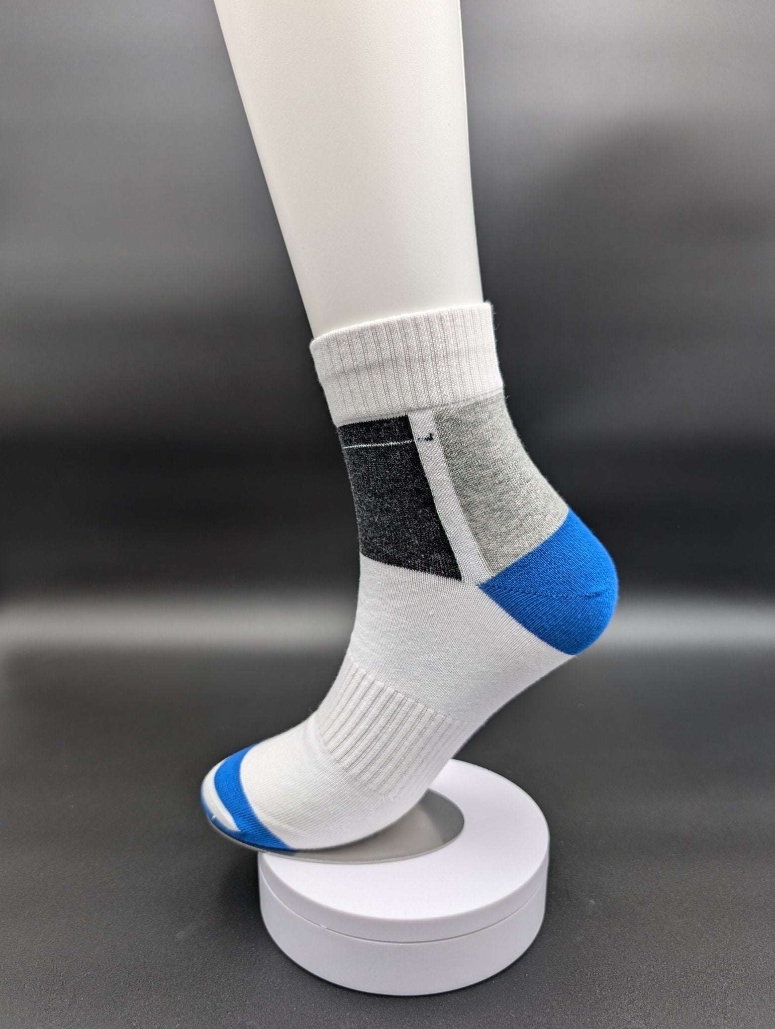 New York Manhattan Athletic Socks – Magnetic Lock and Loop Design - Le Loxx
