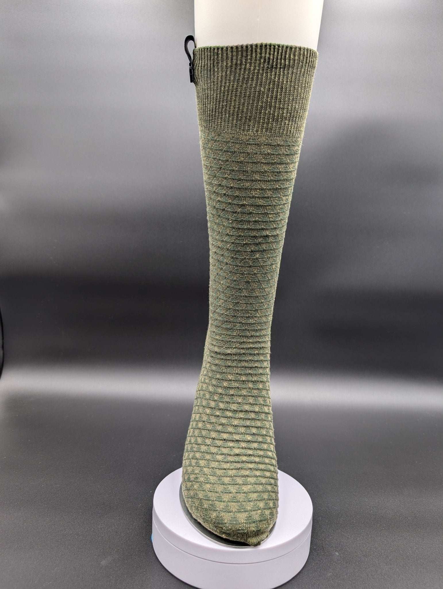 South of France Green Executive Socks – Magnetic Lock and Loop Design - Le Loxx