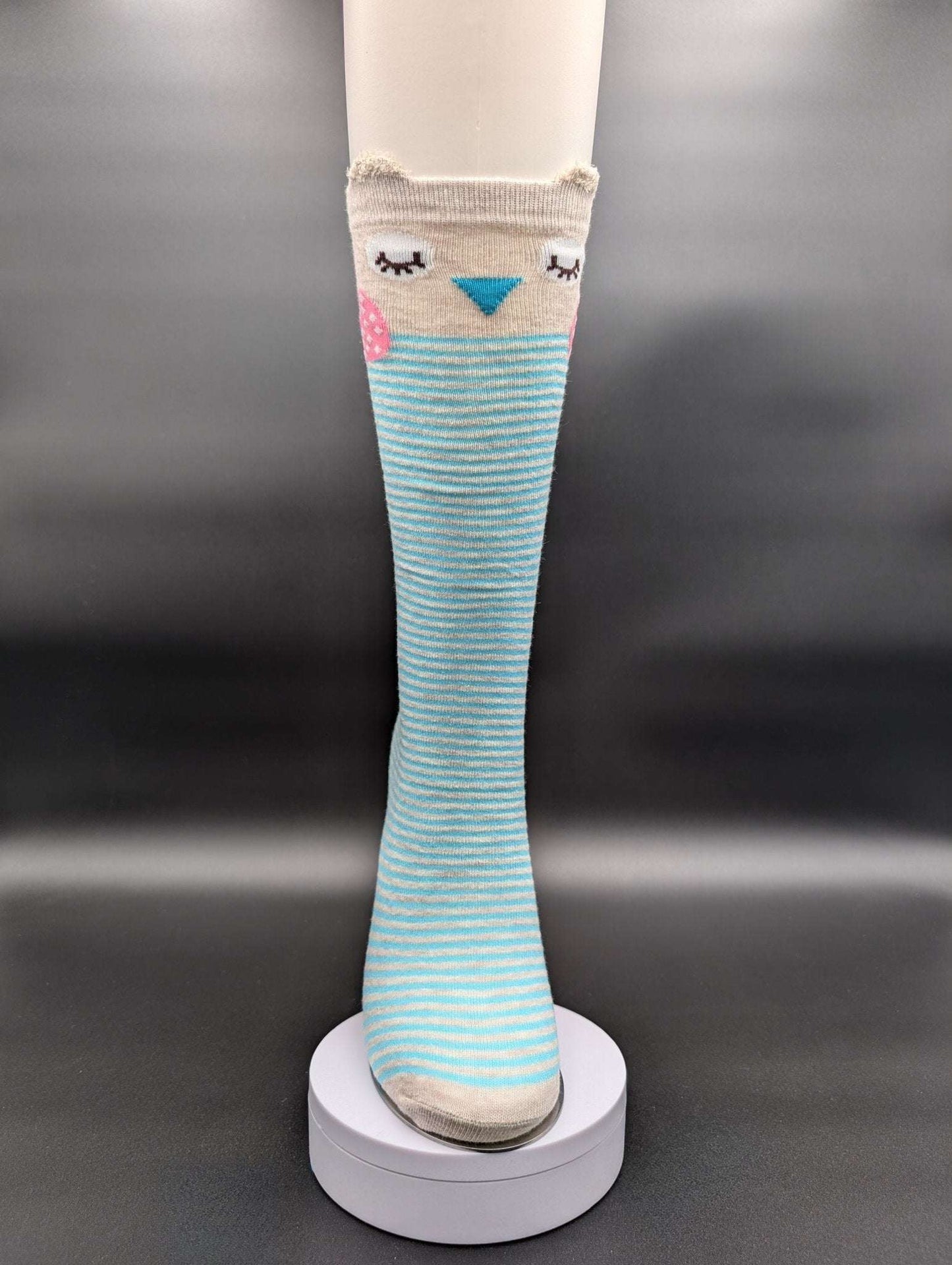 Sichuan Blue Knee High Kids Socks – Magnetic Lock and Loop Design - Le Loxx