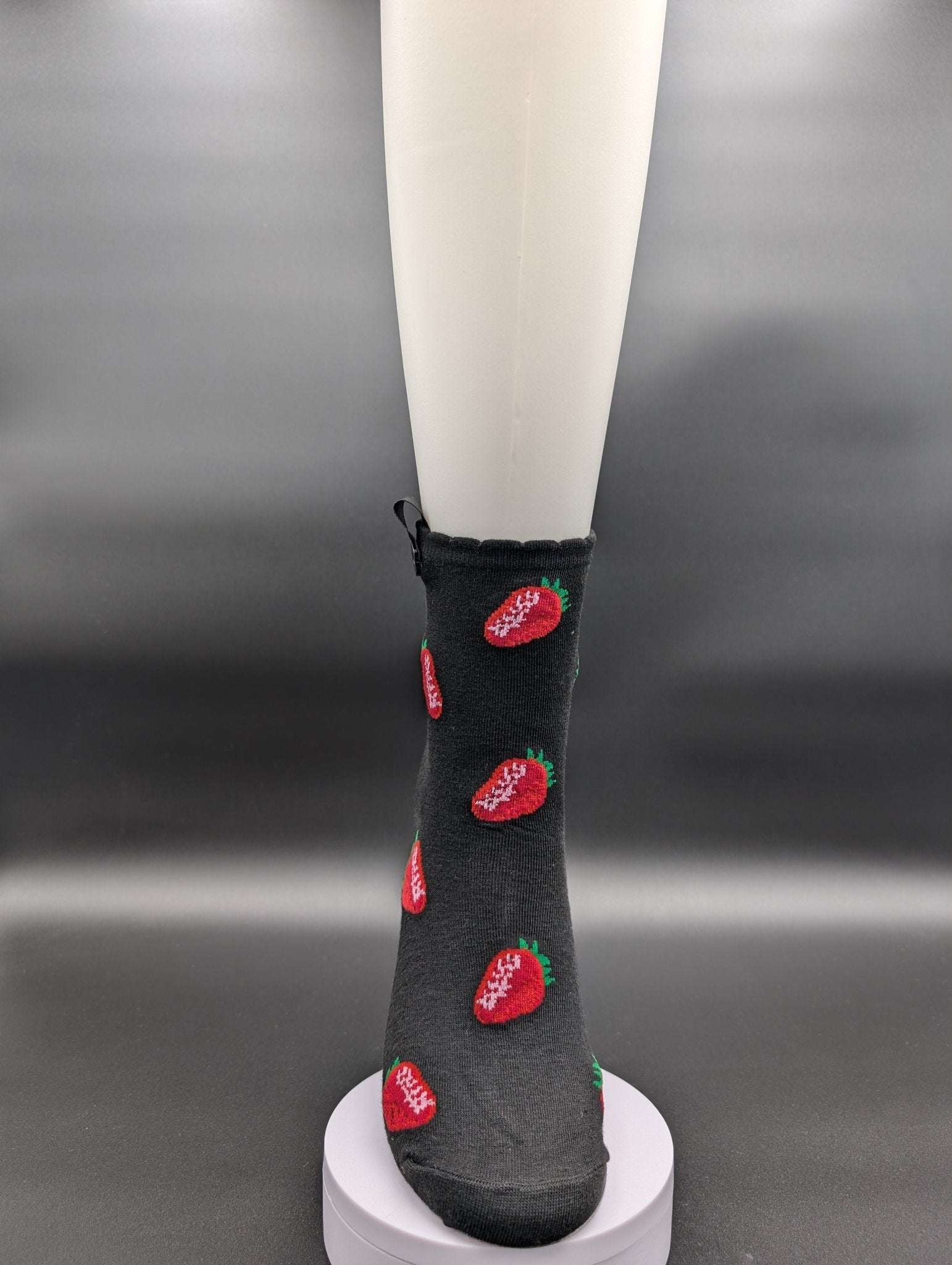 Very Berry Black Ankle Socks – Magnetic Lock and Loop Design - Le Loxx