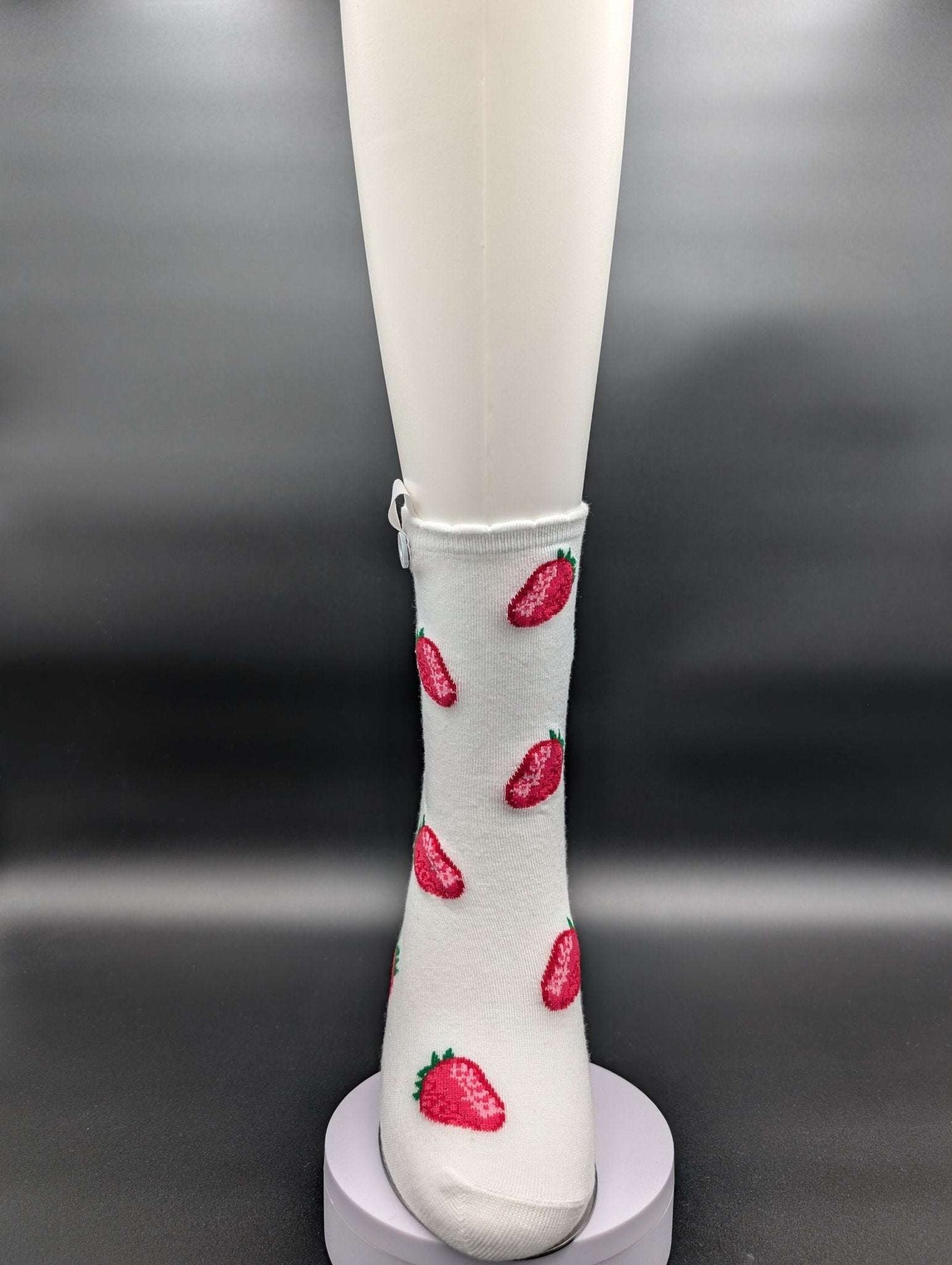 Very Berry White Ankle Socks – Magnetic Lock and Loop Design - Le Loxx