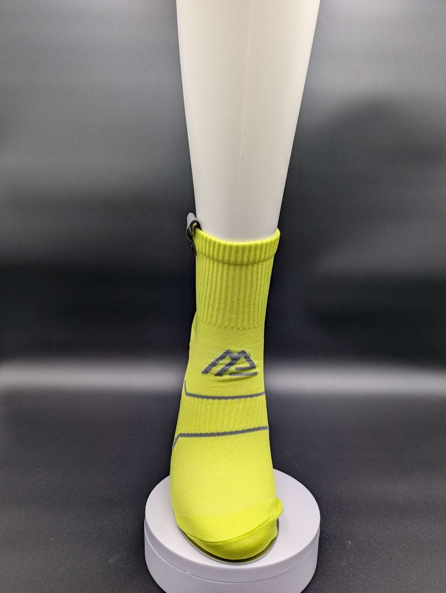 Stockholm Yellow Running Socks – Magnetic Lock and Loop Design - Le Loxx