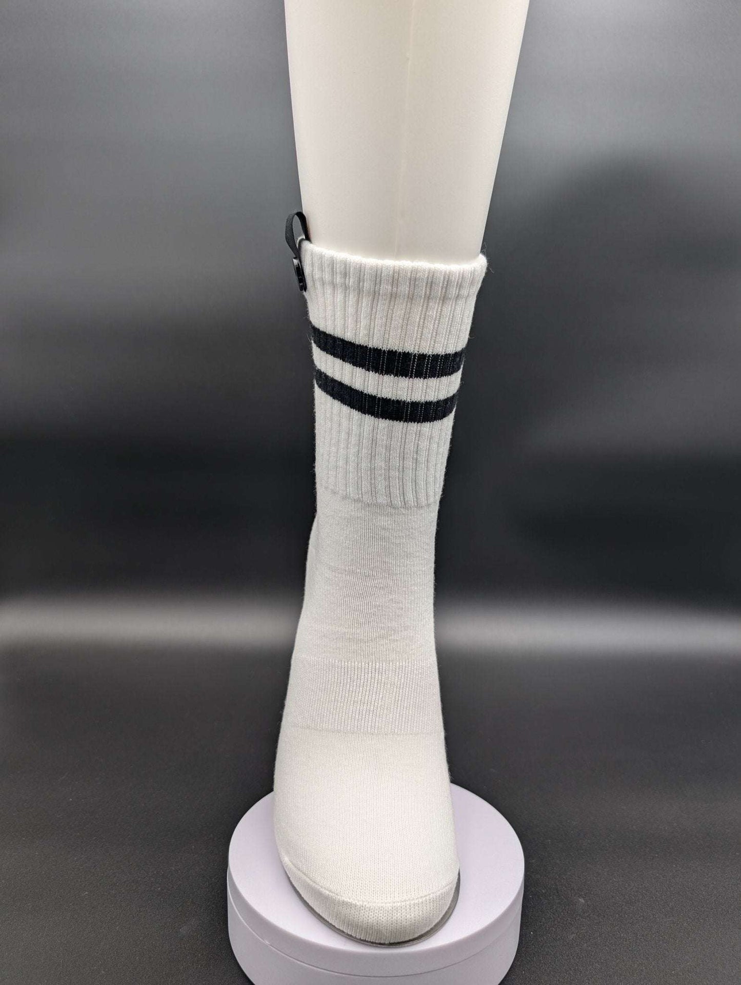 Sydney White Pilates Socks – Magnetic Lock and Loop Design - Le Loxx