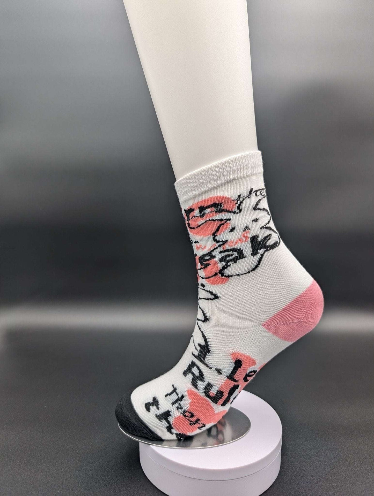 Le Bunny Mom Novelty Socks – Magnetic Lock and Loop Design - Le Loxx