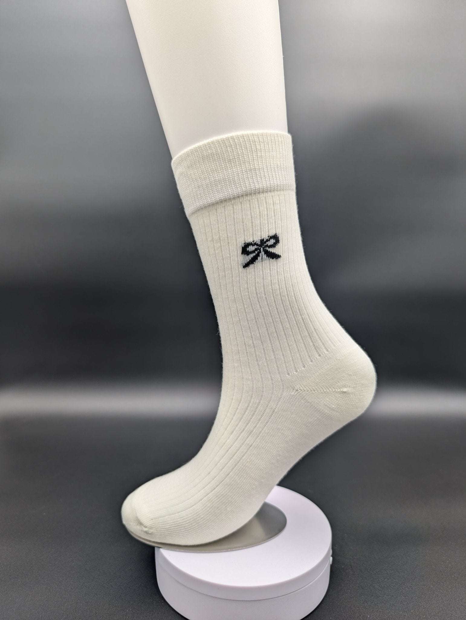 Madison Eggshell White Crew Socks – Magnetic Lock and Loop Design - Le Loxx