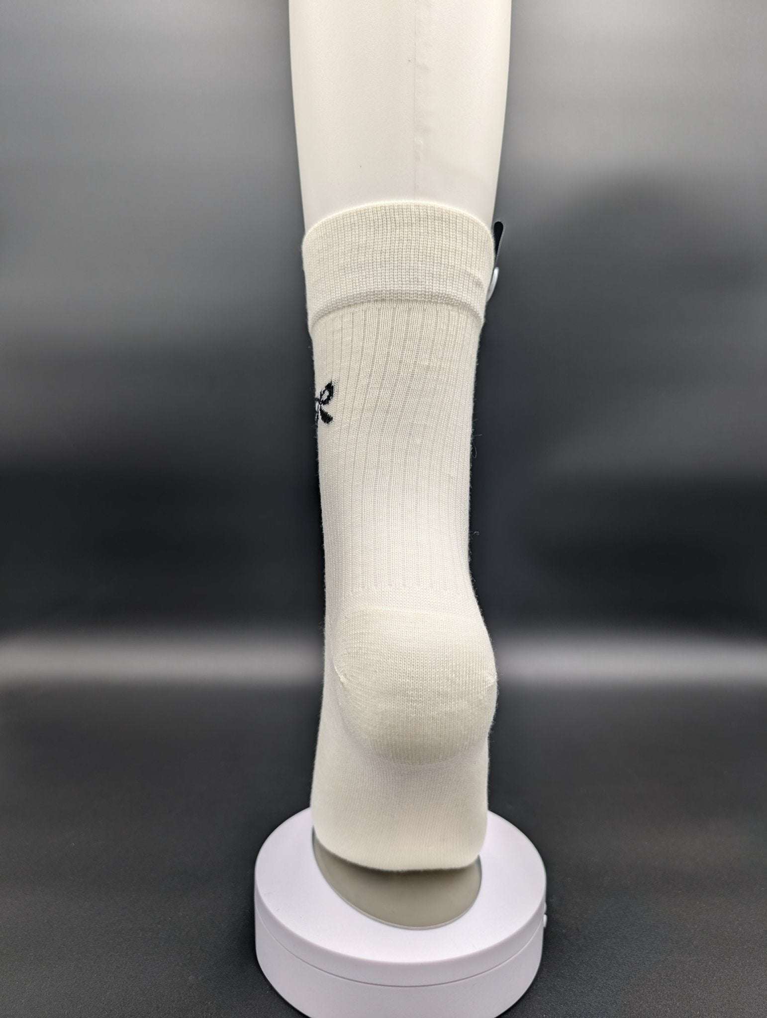 Madison Eggshell White Crew Socks – Magnetic Lock and Loop Design - Le Loxx