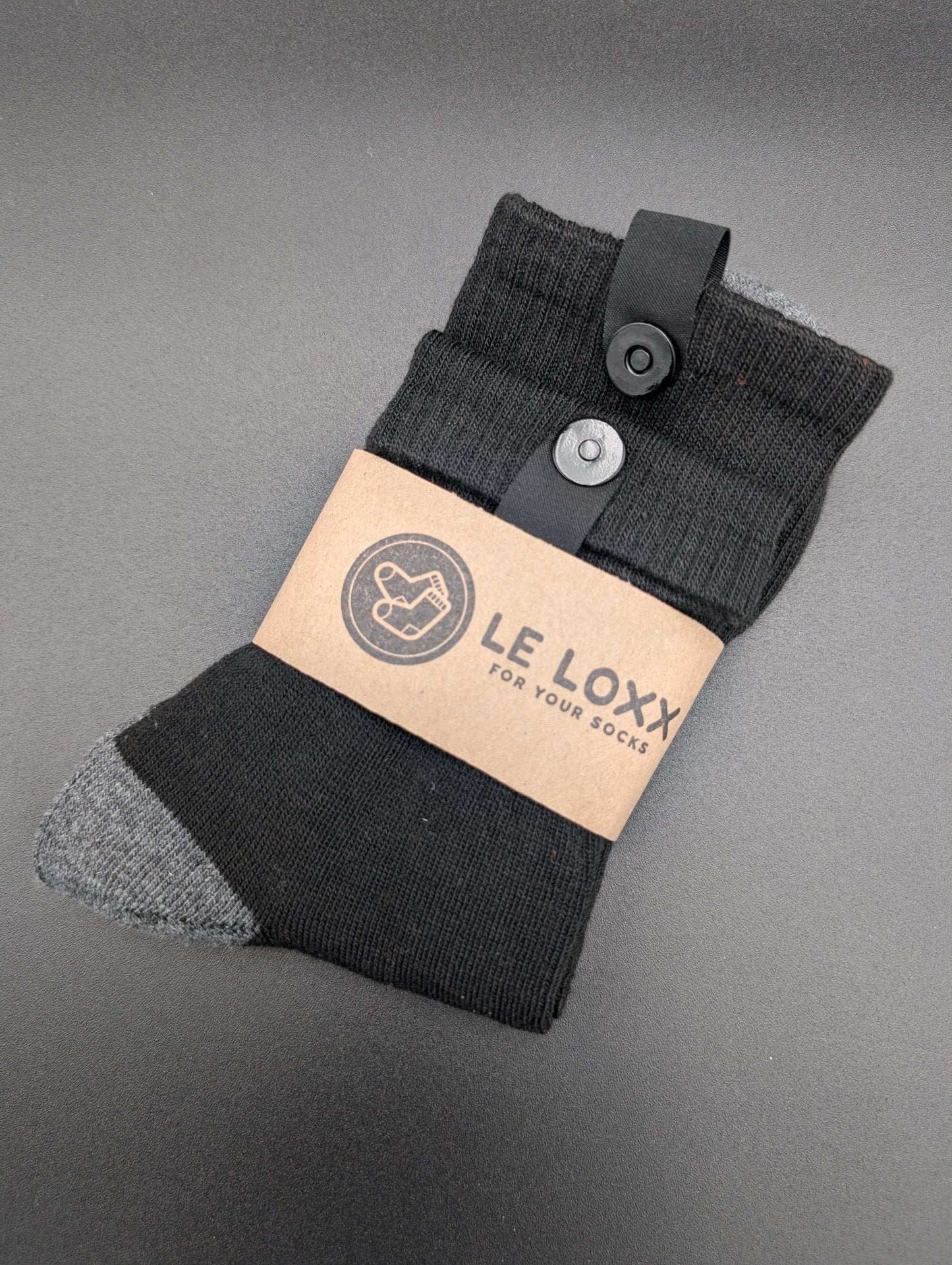 Seattle Black Athletic Crew Socks – Magnetic Lock and Loop Design - Le Loxx