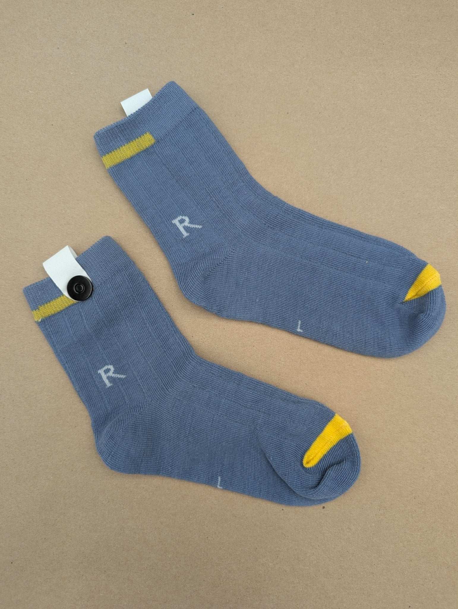 Sen Blue Grey Kids Socks – Magnetic Lock and Loop Design - Le Loxx