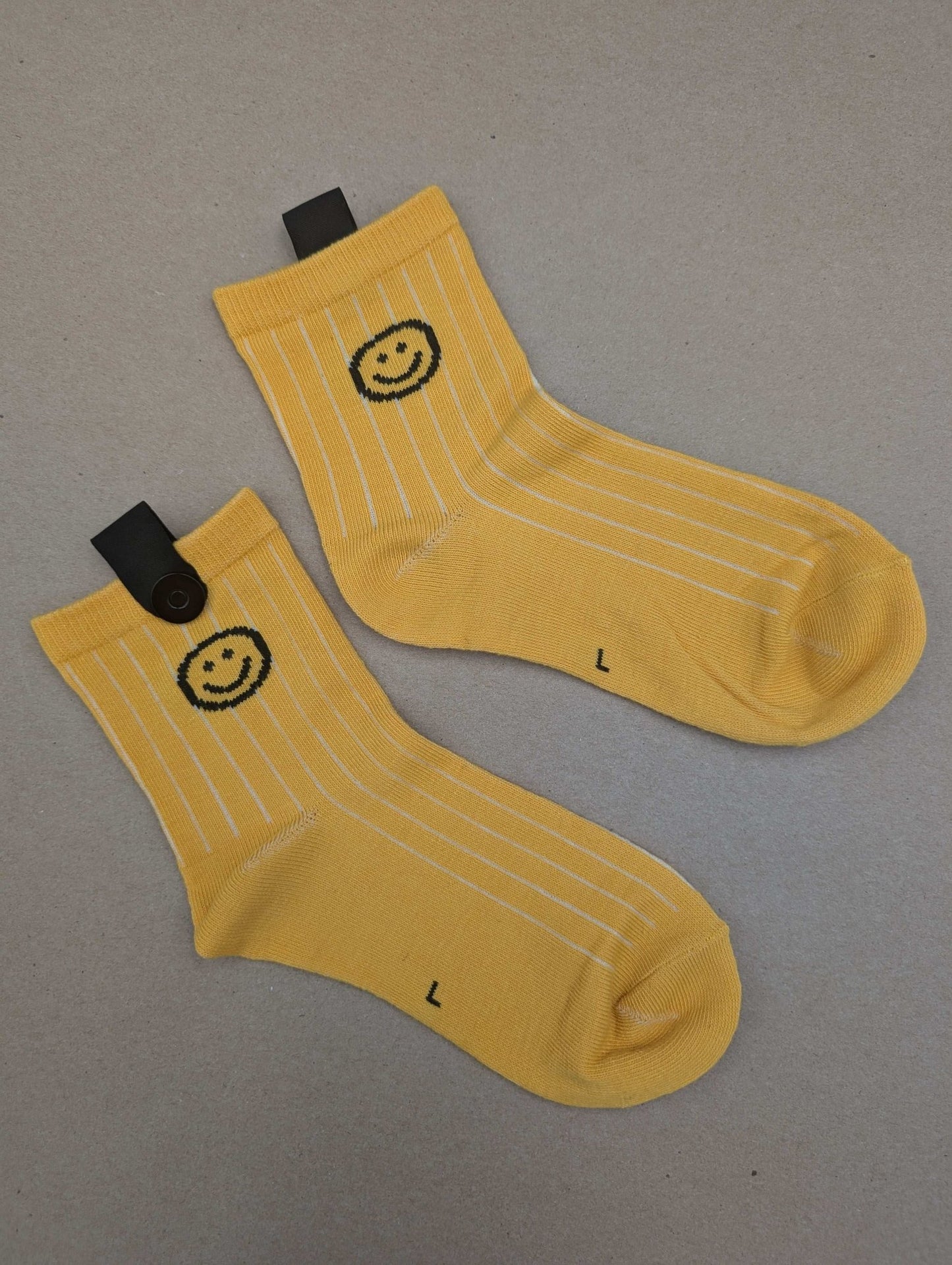 Cuties Yellow kids socks - Le Loxx