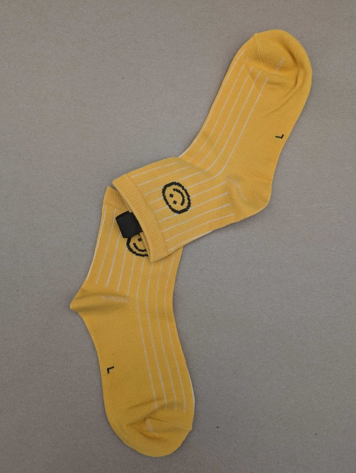 Cuties Yellow kids socks - Le Loxx