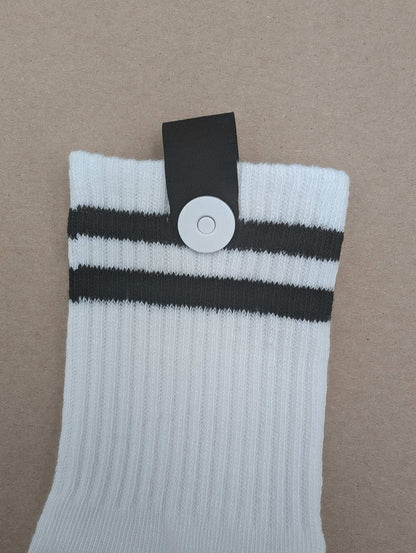 Lake White Kids Crew Socks – Magnetic Lock and Loop Design - Le Loxx