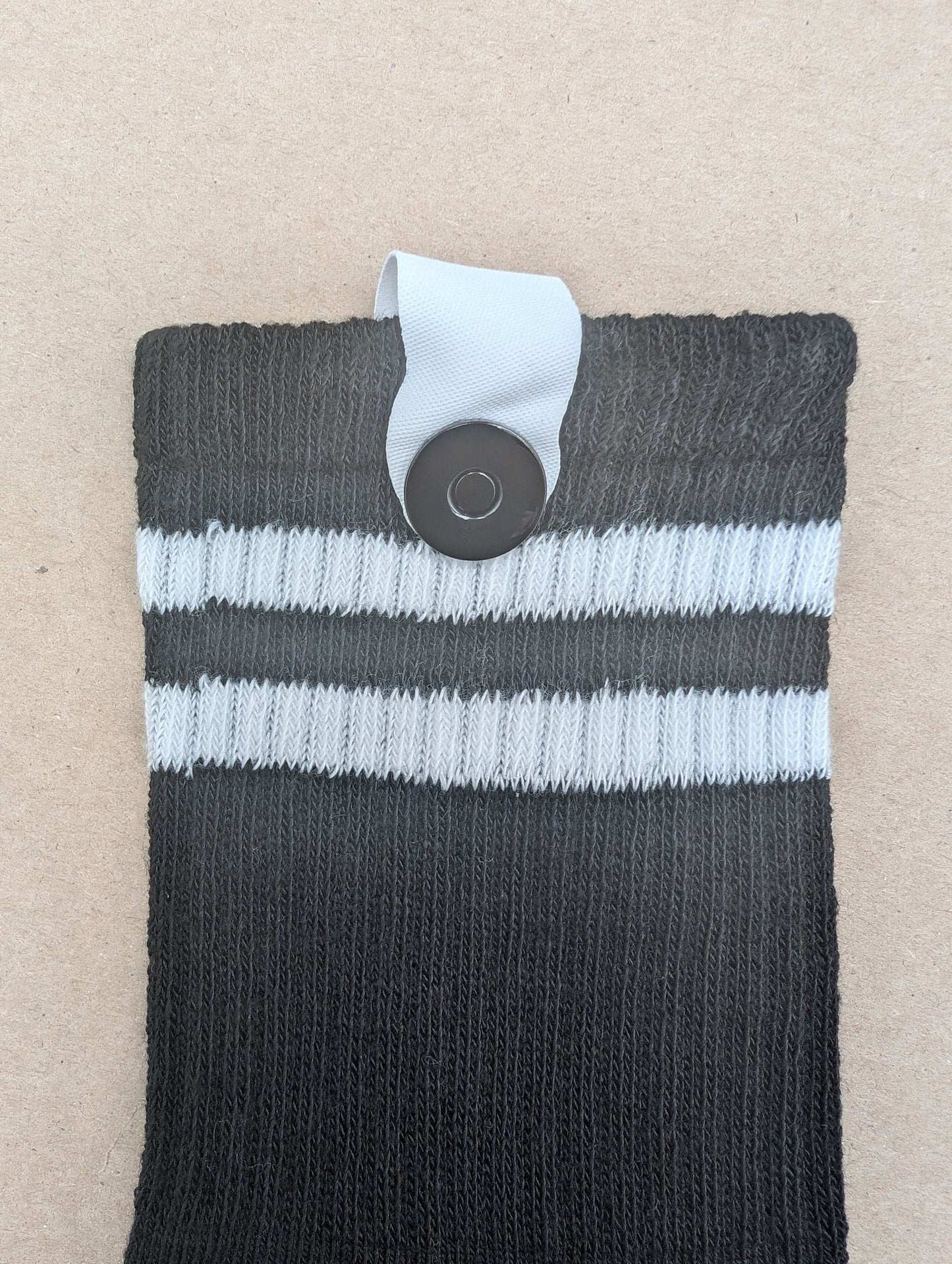 Lake Dark Kids Crew Socks – Magnetic Lock and Loop Design - Le Loxx