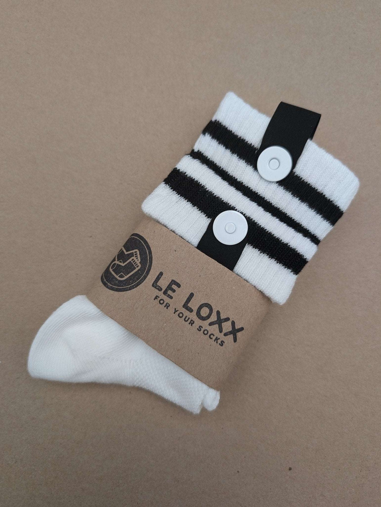 Lake White Kids Crew Socks – Magnetic Lock and Loop Design - Le Loxx